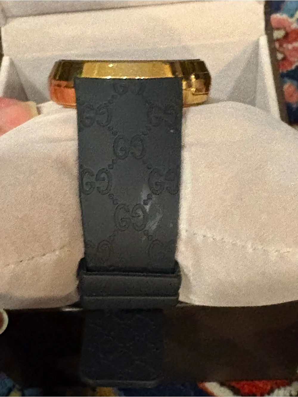 Gucci Black and Gold Men's Special Edition Watch